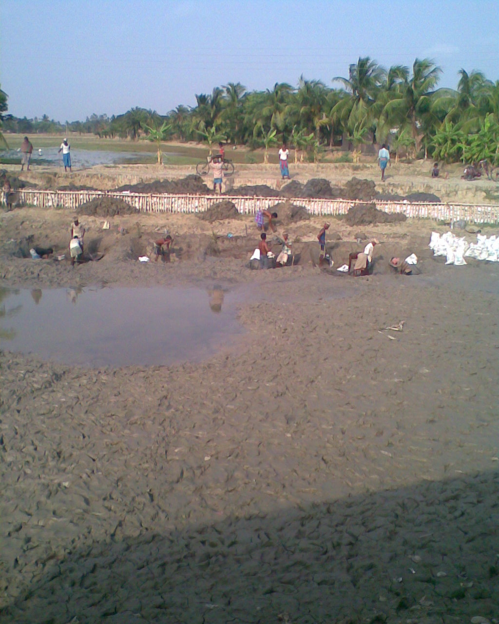 Batteries of sedimentation ponds and channels